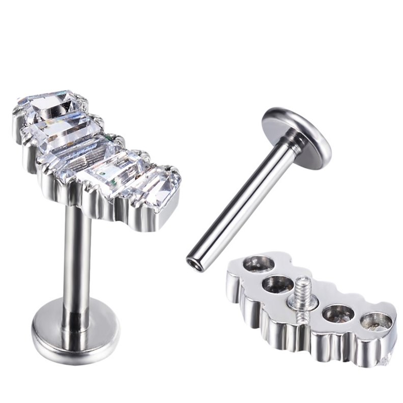 Piercing Labret 5 Rectangle in zirconia di titanio Piercing Labret 5 Rectangle in zirconia di titanio