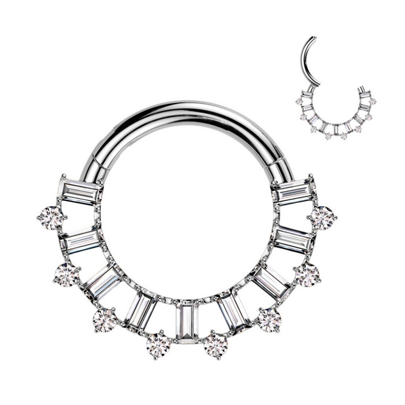 Piercing Anneau Clicker serti de zircons rectangulaires et ronds en Titane Piercing Anneau Clicker serti de zircons rectangulaires et ronds en Titane